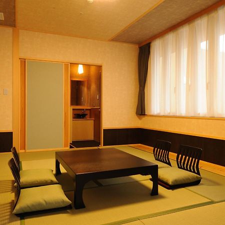 Отель Ooedo Onsen Monogatari Urayasu Mangekyo Экстерьер фото